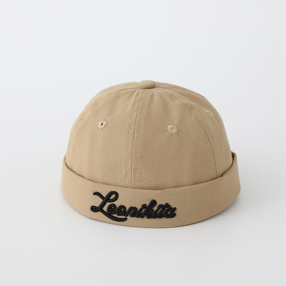 Embroidery Cap - Handbestickte englische Kindermütze aus weicher Baumwolle