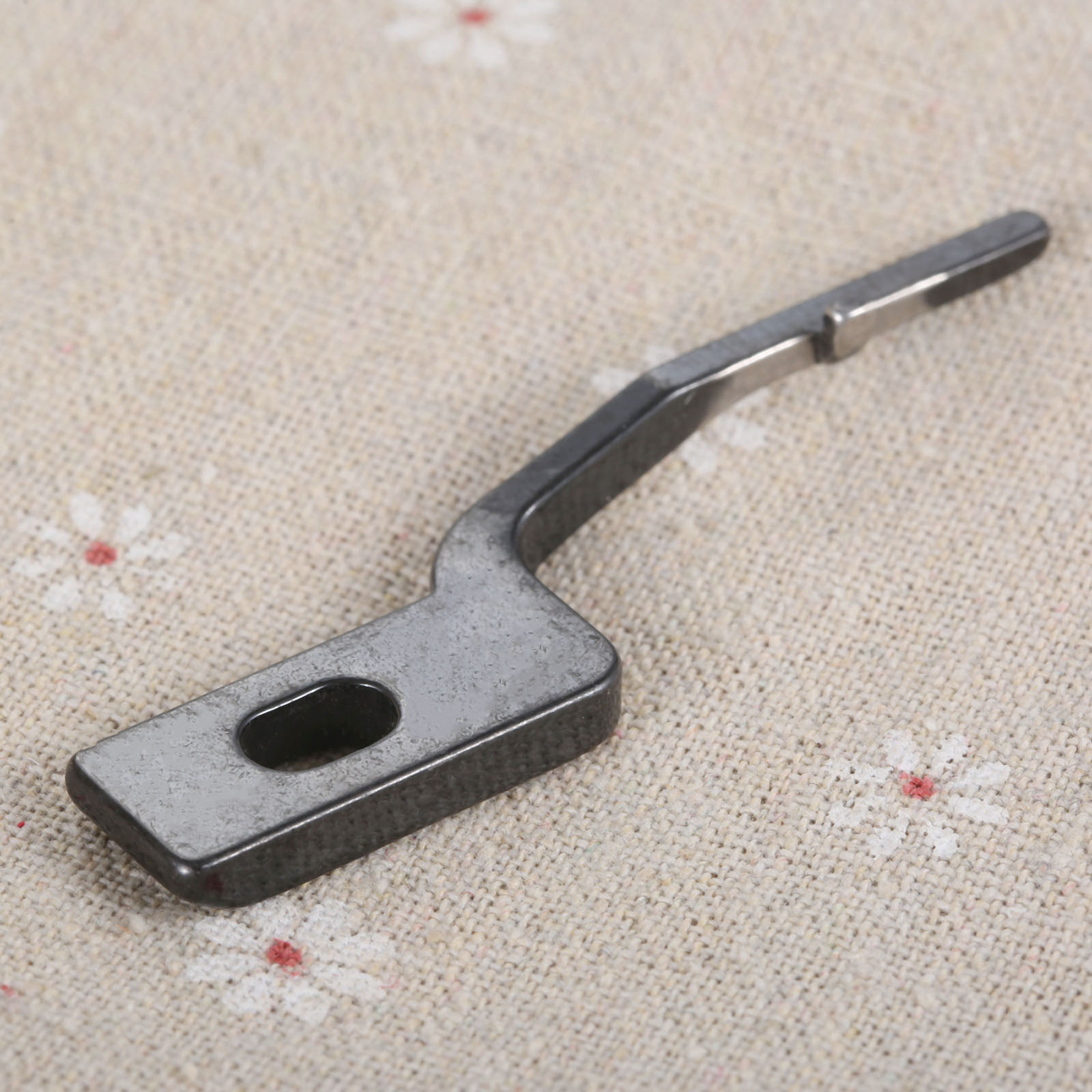 Embroidery Converter - Metall nähmaschine Naht haken Dreh haken