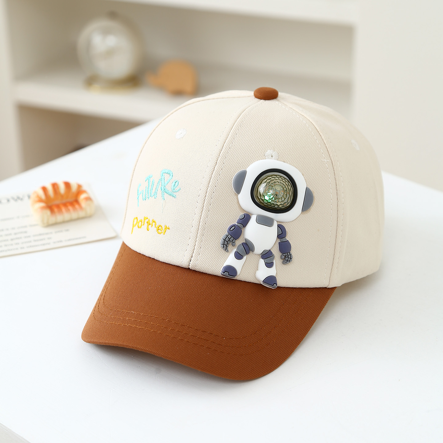 Weiche Gummi-Roboter-Puppe für – Embroidery Cap Bewertung und Preis