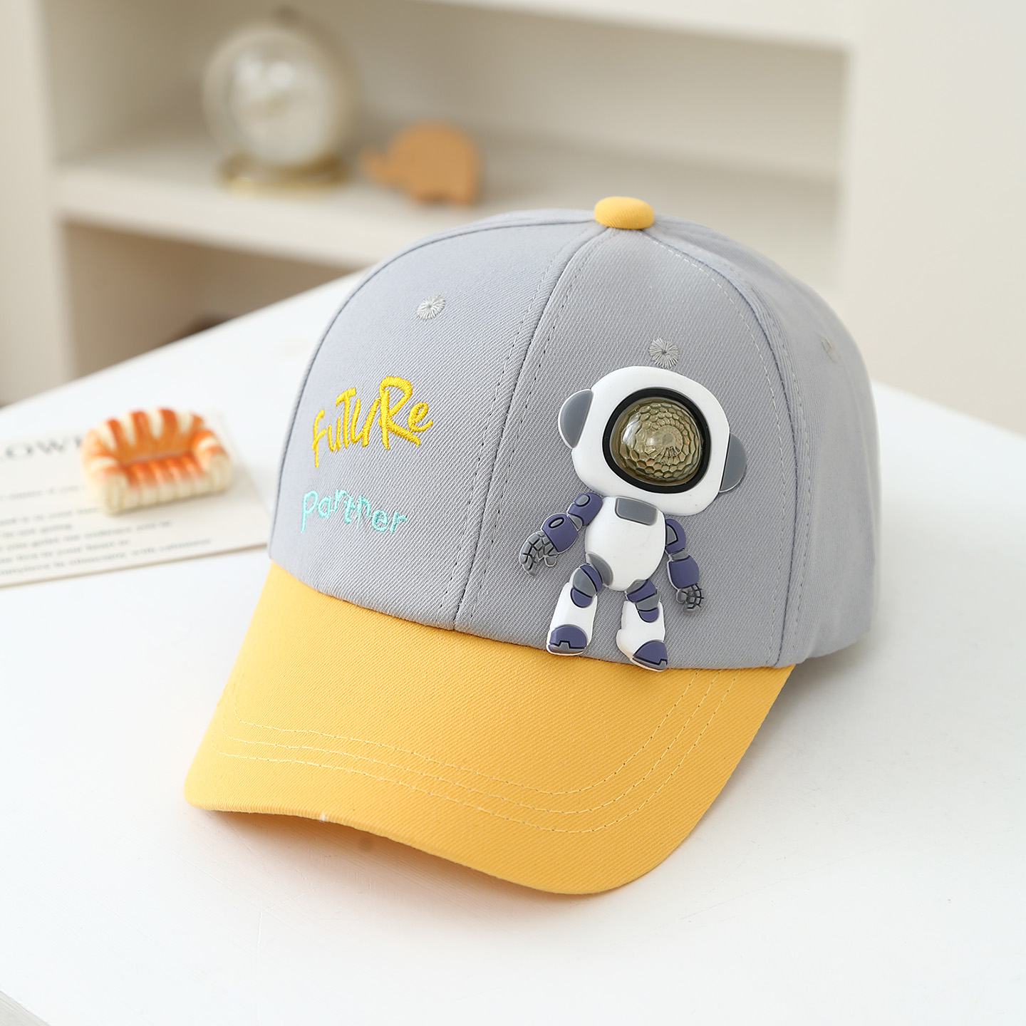 Weiche Gummi-Roboter-Puppe für – Embroidery Cap Bewertung und Preis